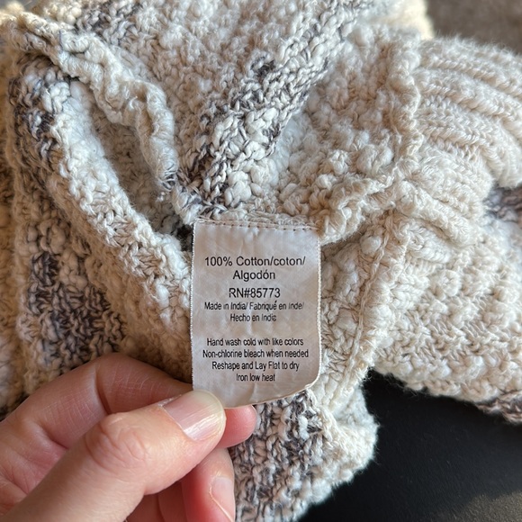 O’Neill Knit Cardigan Sweater Cream and Gray Size Small - Picture 5 of 5